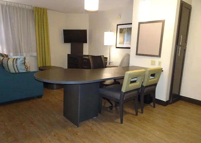 Candlewood Suites Glen Allen-Short Pump