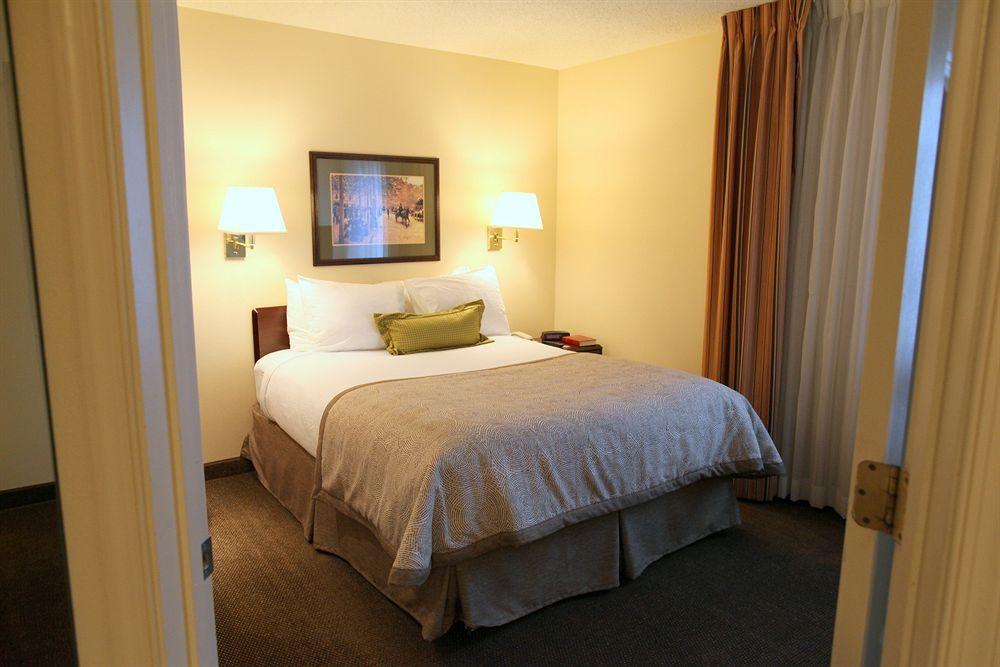 Hotel Candlewood Glen Allen-short Pump 2*
