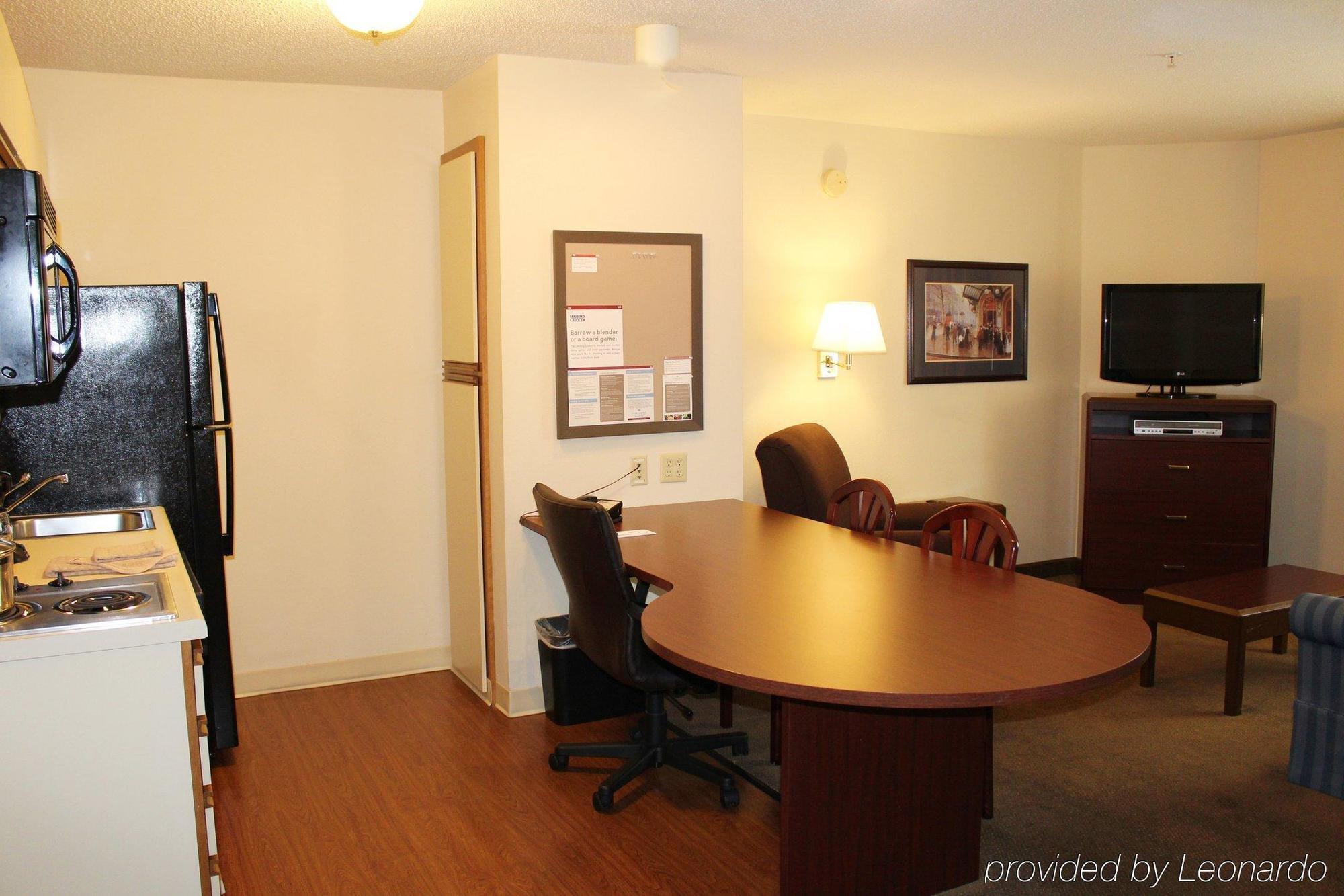 Candlewood Glen Allen-short Pump Hotel