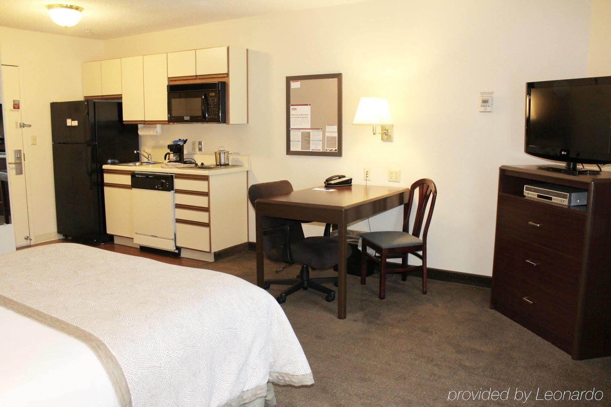 Hotel Candlewood Glen Allen-short Pump 2*