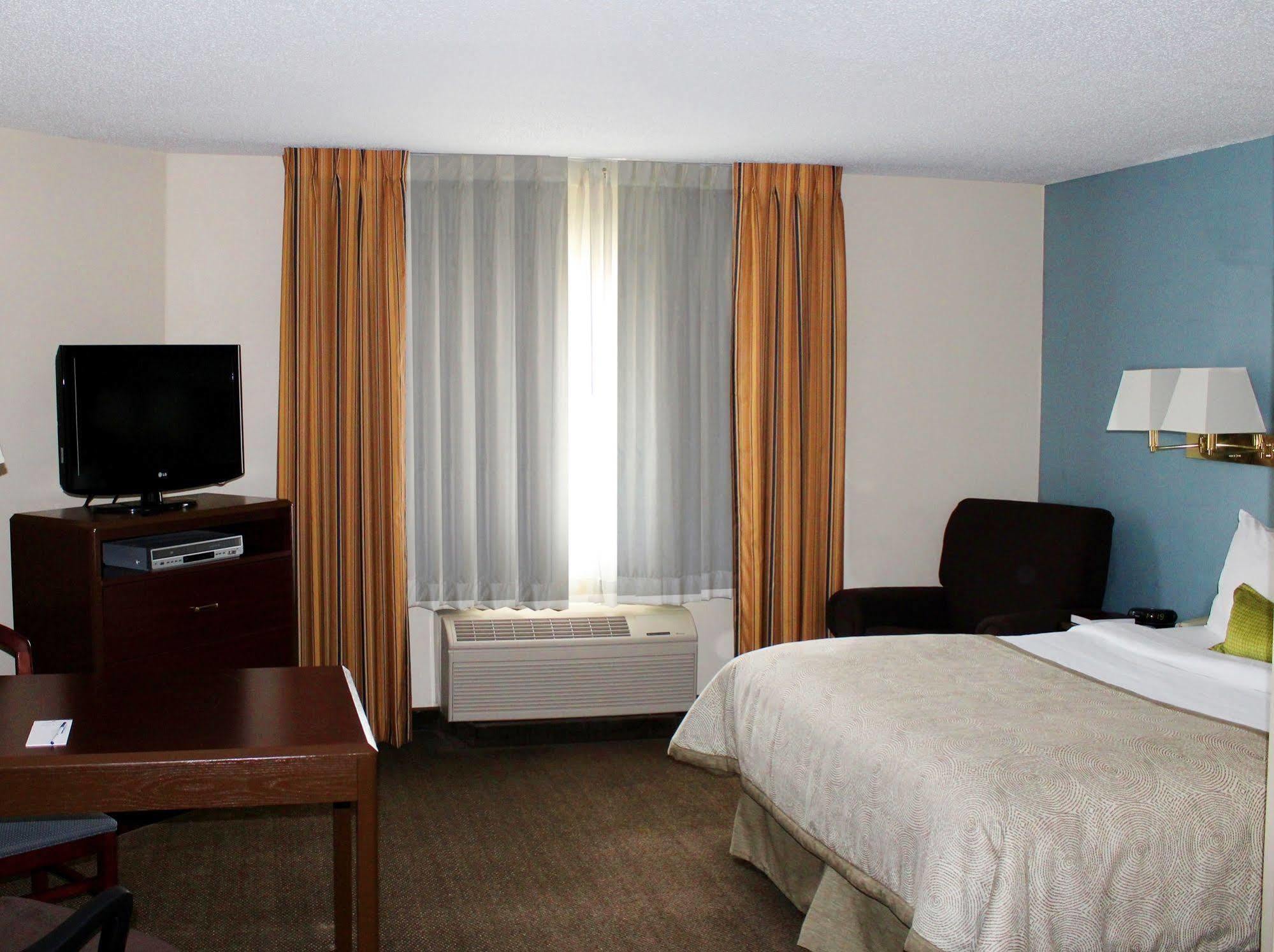 Hotel Candlewood Glen Allen-short Pump Glen Allen