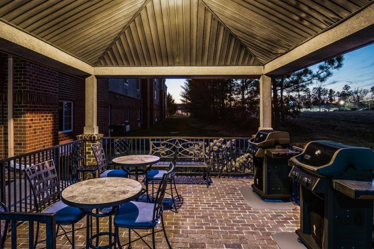 Candlewood Glen Allen-short Pump Hotel